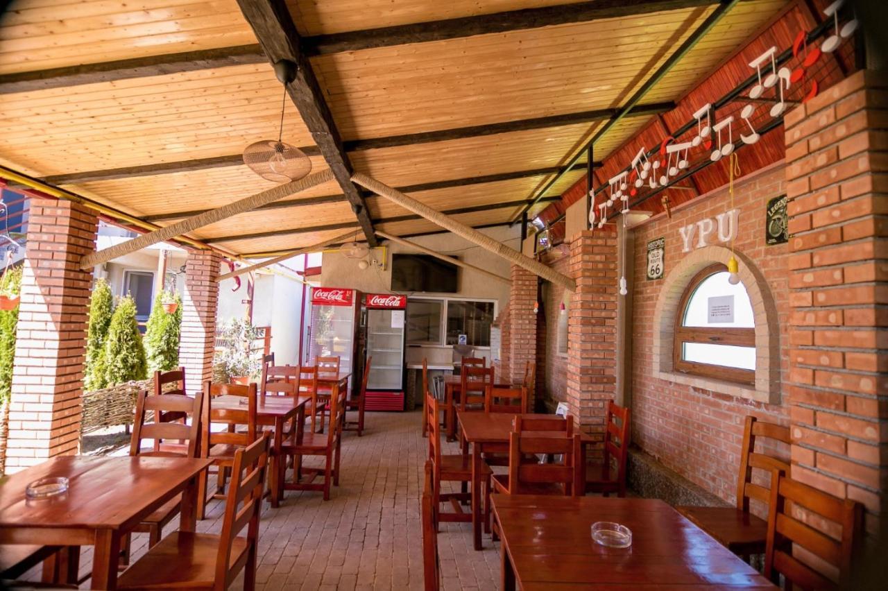 Casa Ypu Hotel Două Mai Exterior foto